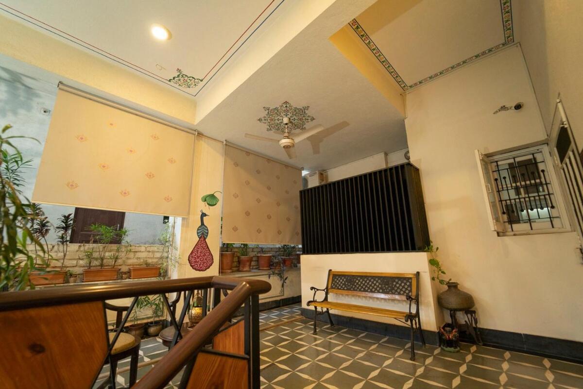 Santosh Villa - The House Of Antiques And Art Udaipur Bagian luar foto