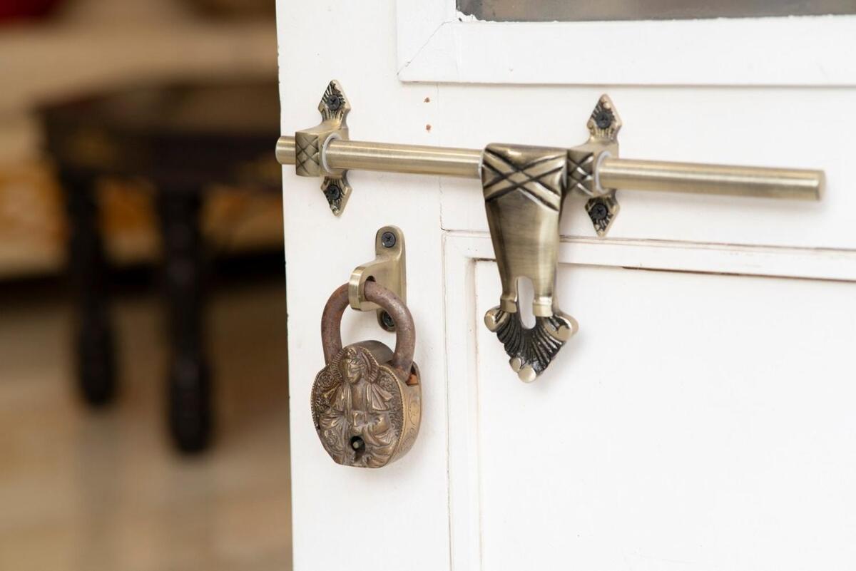 Santosh Villa - The House Of Antiques And Art Udaipur Bagian luar foto