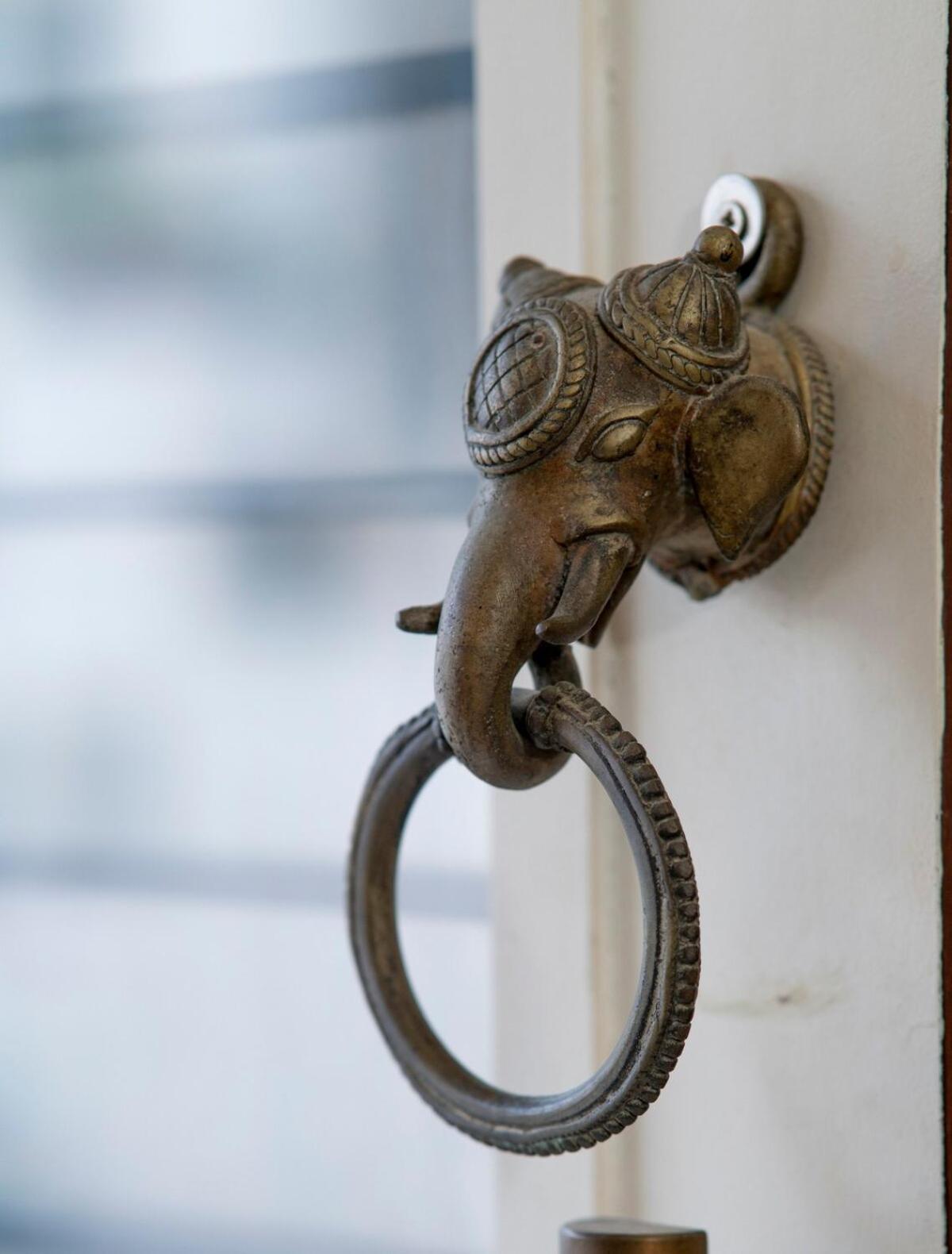 Santosh Villa - The House Of Antiques And Art Udaipur Bagian luar foto